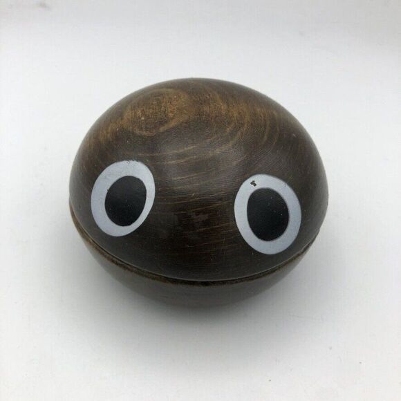 Vintage Wooden Casse-Noix Nutcracker France Cute Eyes Critter - Picture 1 of 6